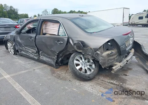 2007 Honda Accord 3.0 Ex from USA, damaged, VIN 1HGCM66547A012505